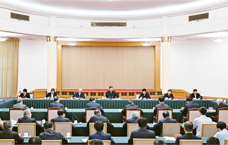 　2024年5月23日下午，中共中央總書記、國家主席、中央軍委主席習(xí)近平在山東省濟(jì)南市主持召開企業(yè)和專家座談會(huì)并發(fā)表重要講話。 新華社記者 謝環(huán)馳/攝